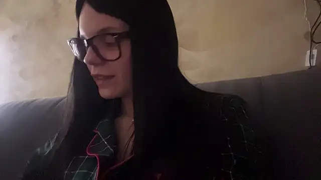 Alice qte online show from 04-23-26, 02:19