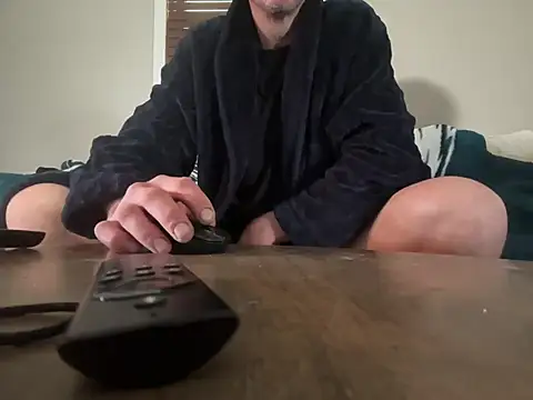 studlyhardwoodd online show from 04-26-26, 02:26