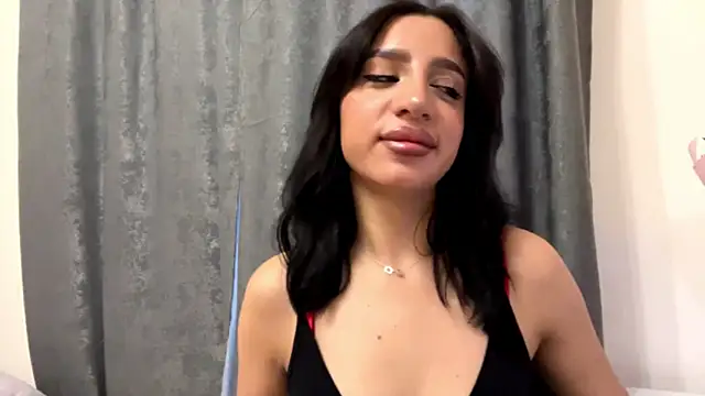 AngellaBarbini online show from 06-26-26, 02:10