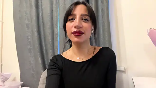 AngellaBarbini online show from 06-28-26, 02:34