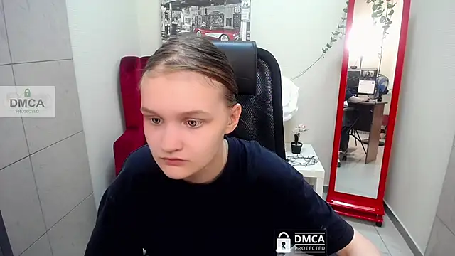  donnaSia  online show from 06-08-26, 06:14