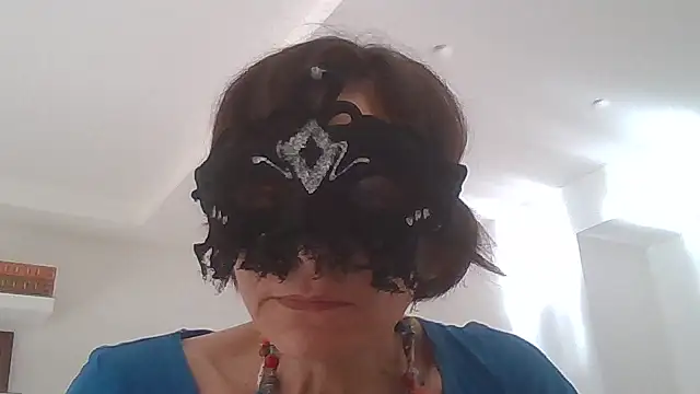 HelenTiAscolta online show from 06-10-26, 04:06