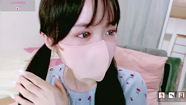 mayu chan  online show from 06-12-26, 11:53