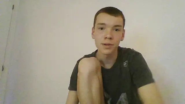 aaron stonee online show from 04-26-26, 08:28