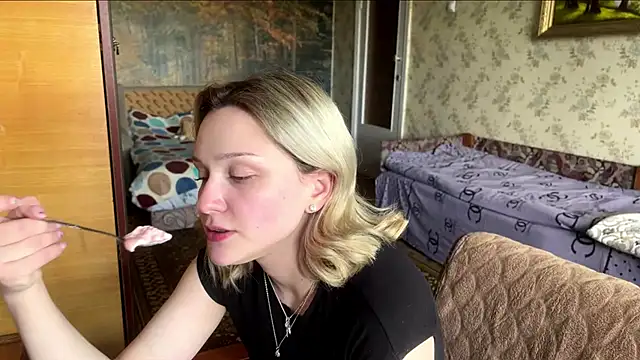 AlisiaStreitmatter online show from 05-18-26, 11:05