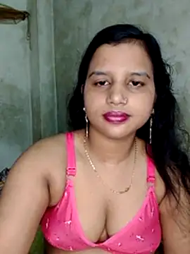 Snapshot of Nigar_Hatun chatting on 05-10-26, 05:07 Nigar Hatun online show from 05-10-26, 05:07