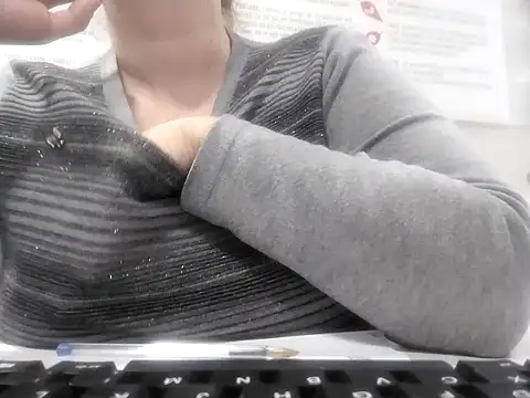 Cuginetti online show from 04-28-26, 07:46