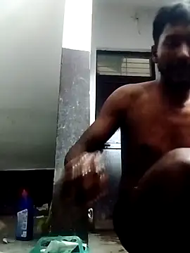 hot boy 27  online show from 04-28-26, 04:01
