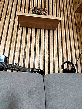 yuyukyler online show from 04-25-26, 02:25