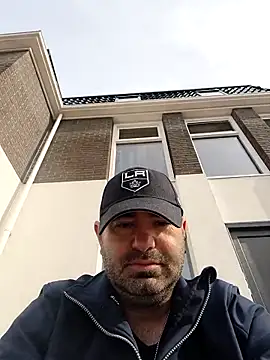 yuyukyler online show from 04-27-26, 07:28