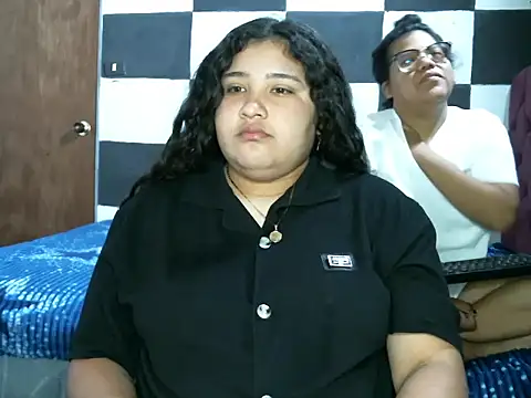 Valery-Khloe online show from 07-25-26, 01:58