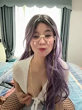 Snapshot of NiNa5203 chatting on 05-18-26, 07:47 NiNa5203 online show from 05-18-26, 07:47