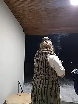 Divineblond online show from 02-19-26, 08:49