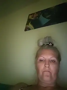 Divineblond online show from 06-28-26, 06:58