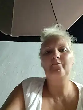 Divineblond online show from 07-06-26, 08:55