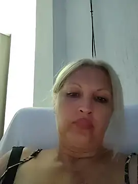Divineblond online show from 07-08-26, 06:34