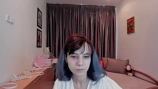 MiniLysii online show from 04-25-26, 05:43