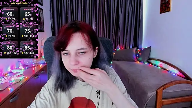 MiniLysii online show from 07-12-26, 05:53