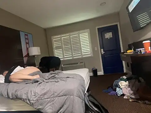 milfandyoungin online show from 05-07-26, 04:34