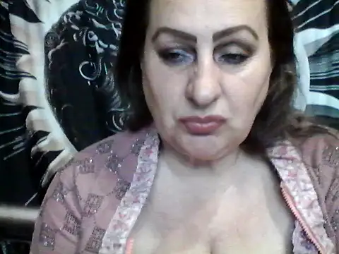 LoaqLovew online show from 04-27-26, 08:12
