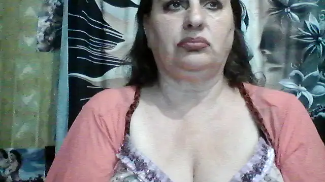 LoaqLovew online show from 06-11-26, 08:34