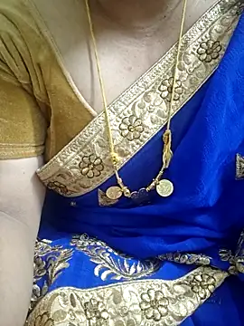 Snapshot of Call_Honey chatting on 05-12-26, 05:10 Call Honey online show from 05-12-26, 05:10