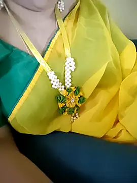 Snapshot of Call_Honey chatting on 05-20-26, 06:41 Call Honey online show from 05-20-26, 06:41