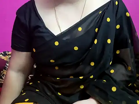 Snapshot of Call_Honey chatting on 05-20-26, 06:47 Call Honey online show from 05-20-26, 06:47