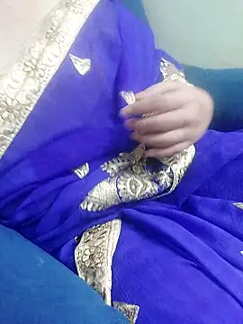 Snapshot of Call_Honey chatting on 05-27-26, 03:42 Call Honey online show from 05-27-26, 03:42