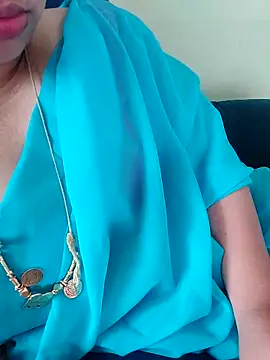 Snapshot of Call_Honey chatting on 06-12-26, 03:49 Call Honey online show from 06-12-26, 03:49