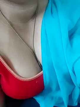 Snapshot of Call_Honey chatting on 06-13-26, 05:38 Call Honey online show from 06-13-26, 05:38