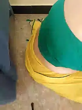 Snapshot of Call_Honey chatting on 06-15-26, 06:15 Call Honey online show from 06-15-26, 06:15
