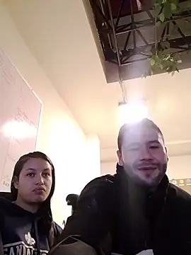 AMY AND ANDY online show from 04-28-26, 03:22