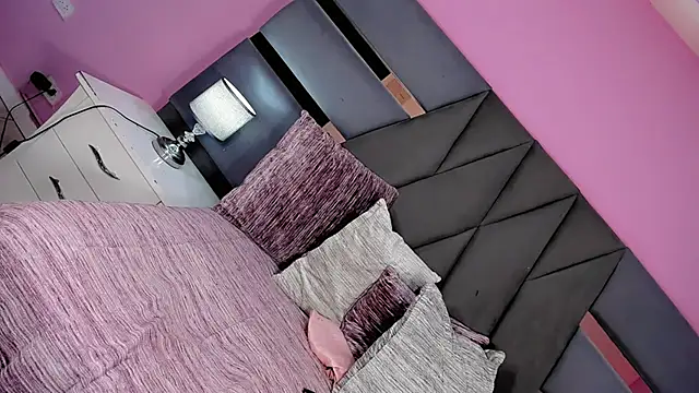 sexyjessicamistres online show from 06-19-26, 08:45