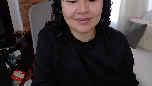 Snapshot of MissBronte chatting on 05-24-26, 03:50 MissBronte online show from 05-24-26, 03:50