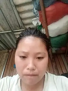 Snapshot of Baby-xinh chatting on 05-18-26, 06:52 Baby-xinh online show from 05-18-26, 06:52
