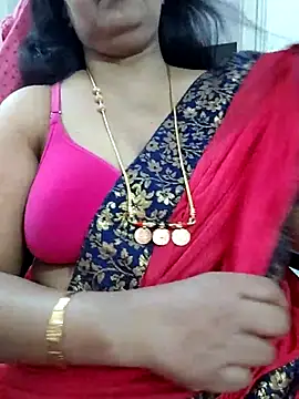 Snapshot of Nayana_456 chatting on 06-11-26, 02:53 Nayana 456 online show from 06-11-26, 02:53