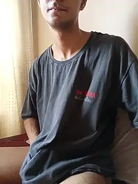 skinny raj online show from 06-18-26, 08:36
