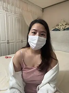 xiaowei zhibo online show from 05-06-26, 01:03