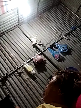 Melari online show from 04-28-26, 03:39