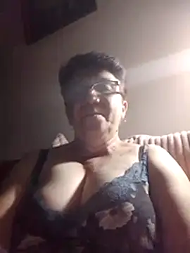 KetQueen101 online show from 06-19-26, 08:23