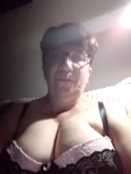 KetQueen101 online show from 06-20-26, 09:06