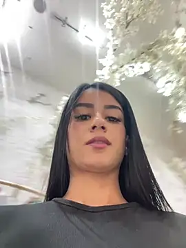 Snapshot of Cloe_Vibes chatting on 07-19-26, 04:33 Cloe Vibes online show from 07-19-26, 04:33