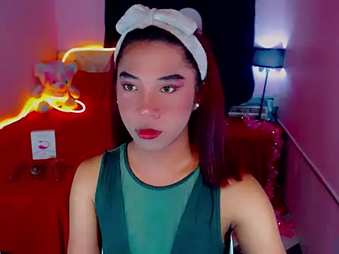 URsexyLylia online show from 05-06-26, 07:19