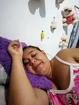 SUUGAR ISABELLA online show from 04-28-26, 02:27