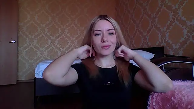 Softy Aura  online show from 05-11-26, 07:14