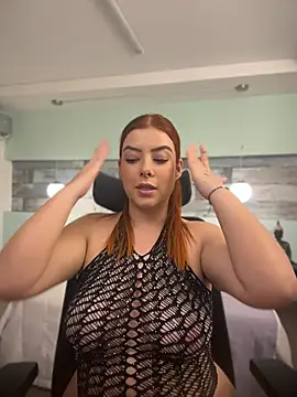 SweettVal  online show from 06-24-26, 04:28