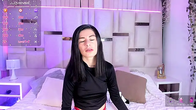 mariana  thompson online show from 07-15-26, 02:39