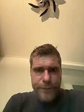 Snapshot of basje344 chatting on 07-07-26, 12:13 basje344 online show from 07-07-26, 12:13