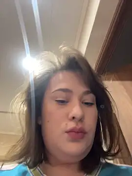 Snapshot of BettyRussian chatting on 05-15-26, 11:50 BettyRussian online show from 05-15-26, 11:50